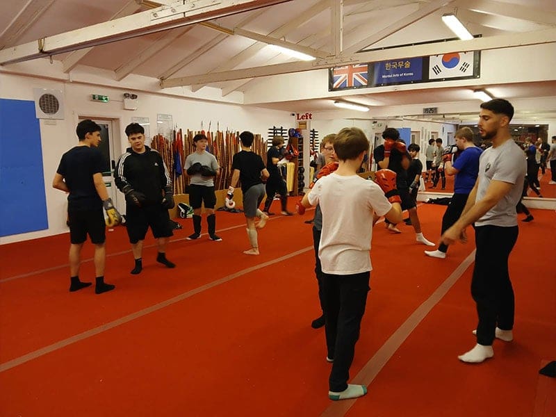 Weybridge Teen Kickboxing Classes Near Me